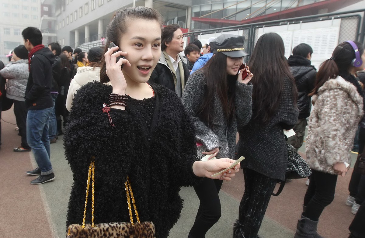 大连大学医学院招生办电话是多少？如何咨询招生信息？