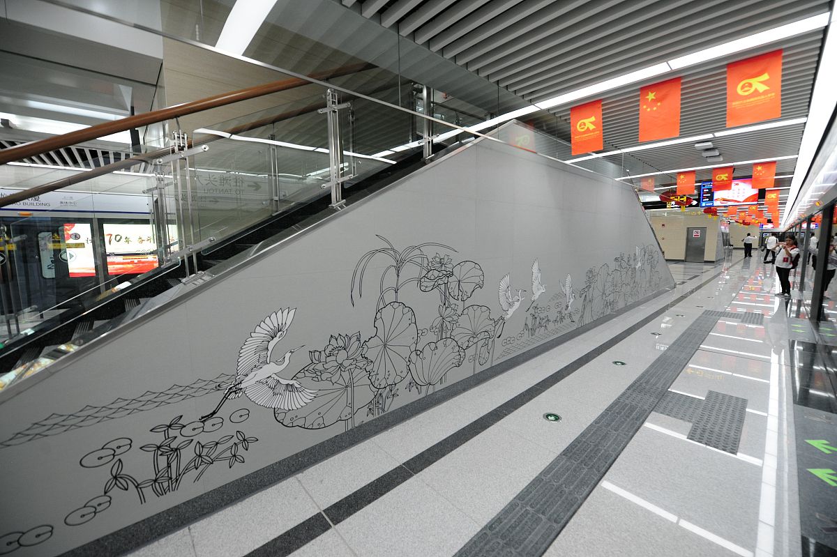 贵州轨道交通学校学费：2023年费用及影响因素