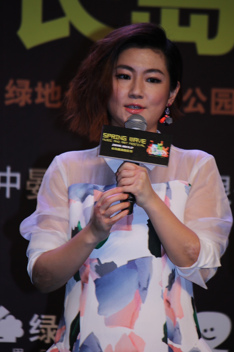 2015年08月30日,上海,s.h.e三人合体出席春浪音乐节发布会.***_***s.h