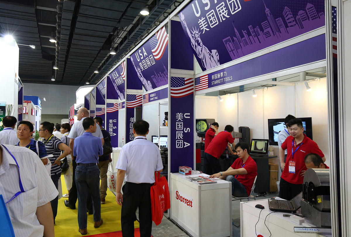 以深圳塑料展人多吗为文章主题围绕主题撰写文章开头段内容撰写时需要保证内容的时效性和真实性同时还要让内容根据吸引力