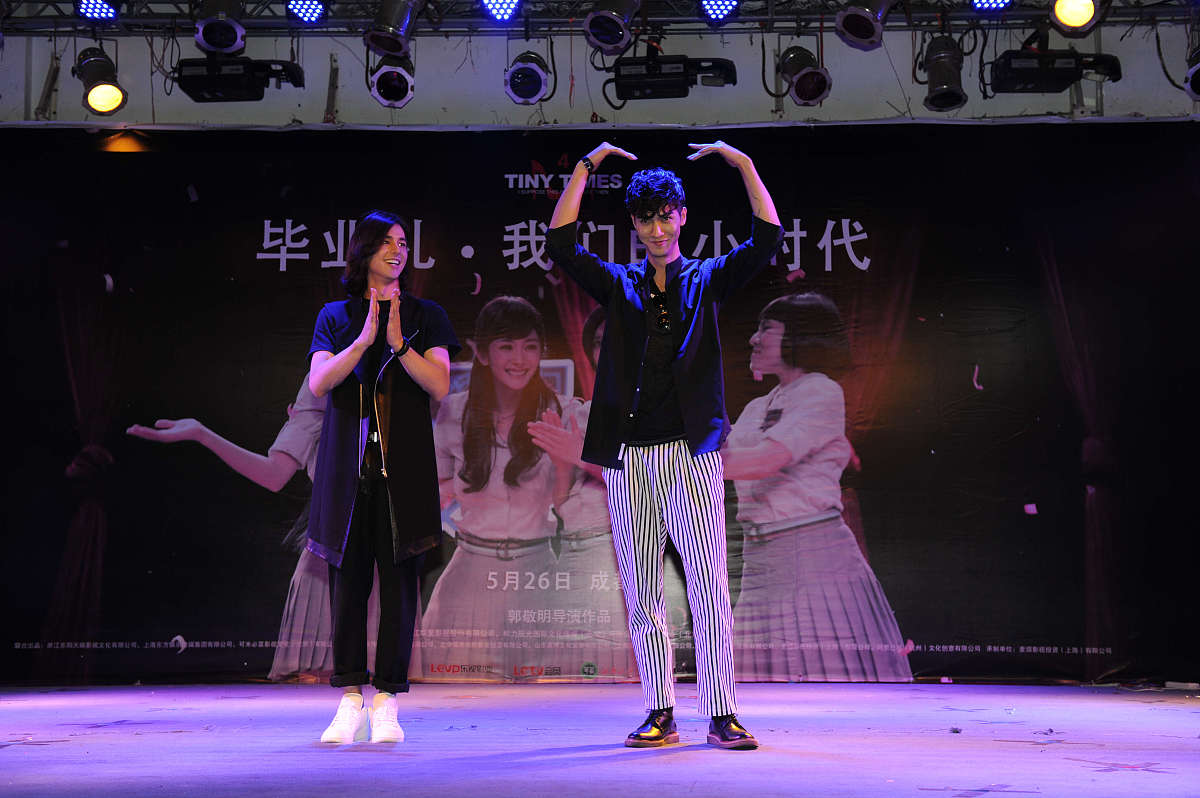 以玩家的角度用游戏尽头是不是快乐的结果？为题写一篇1200字文章要求和读者互动