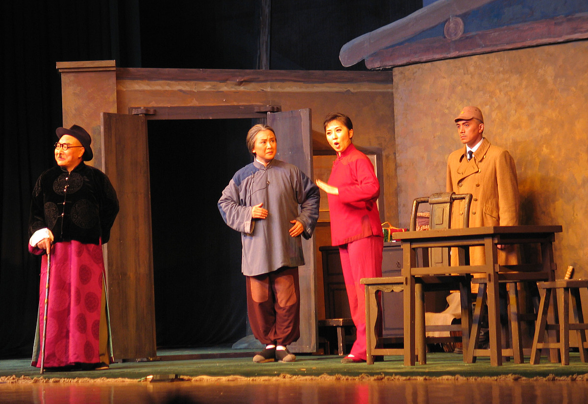 样板戏红灯记王连举扮演者