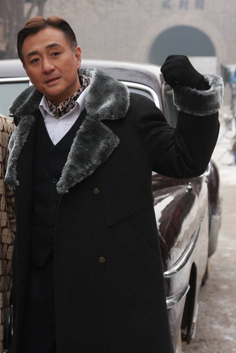 2010年1月19日,北京,周末王刚讲故事系列剧之《残雪飞歌》探班.***_**