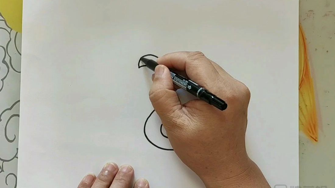 漂亮的大白鹅儿童画