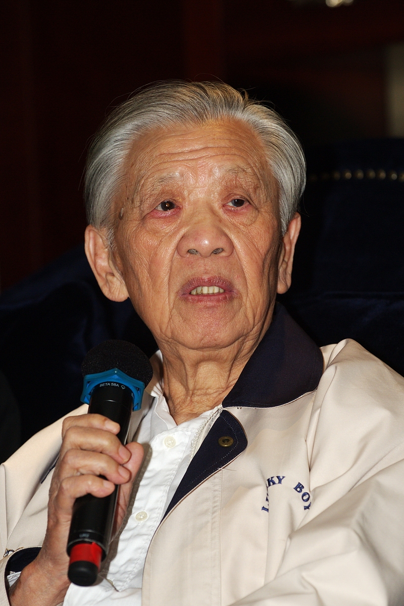 法律事务专业就业方向：律师、顾问、政府、非营利组织等