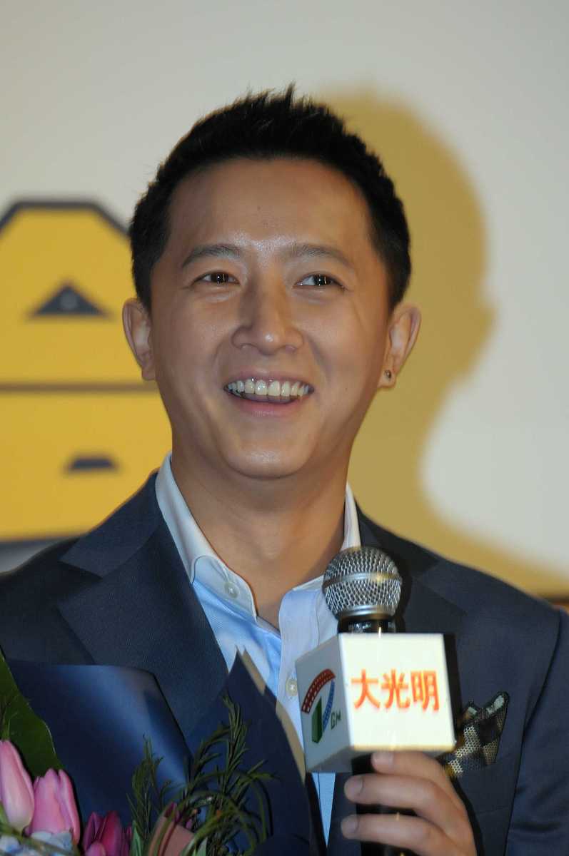 2014年01月22日,上海,电影《前任攻略》举行影院宣传活动..***_***韩