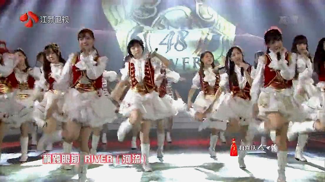 [图]SNH48最强女团来啦!小姐姐俏皮唱跳《激流之战》引欢呼无数