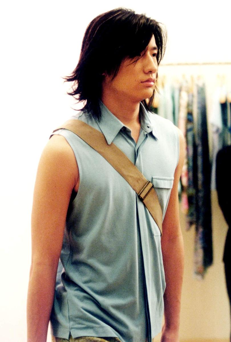 上海kenzo2001年新款时装秀+++_+++时装秀,kenzo