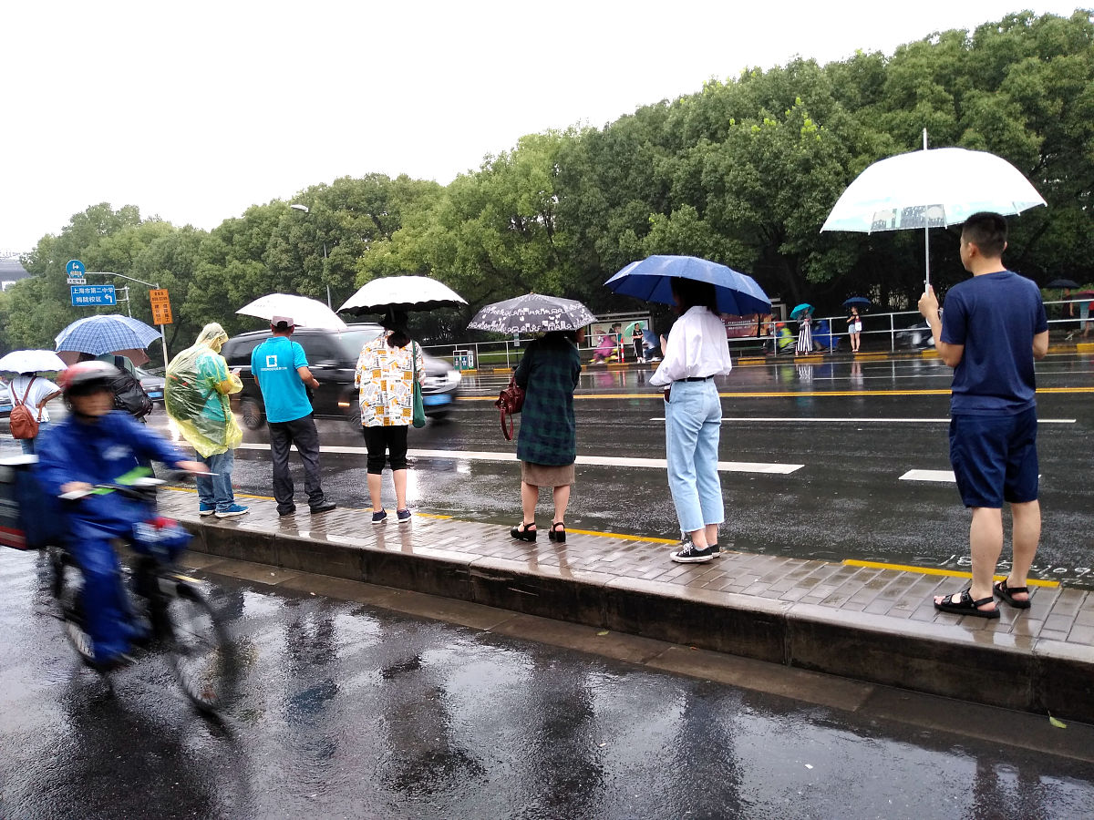 长三角梅雨季持续时间：40-60天，具体时间或有波动