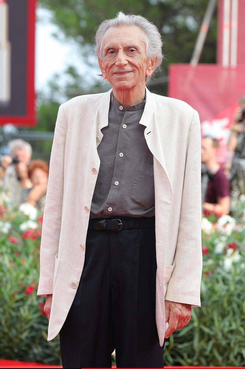 2016年学生竞赛获奖情况：数学、生物、作文、英语领域成绩斐然