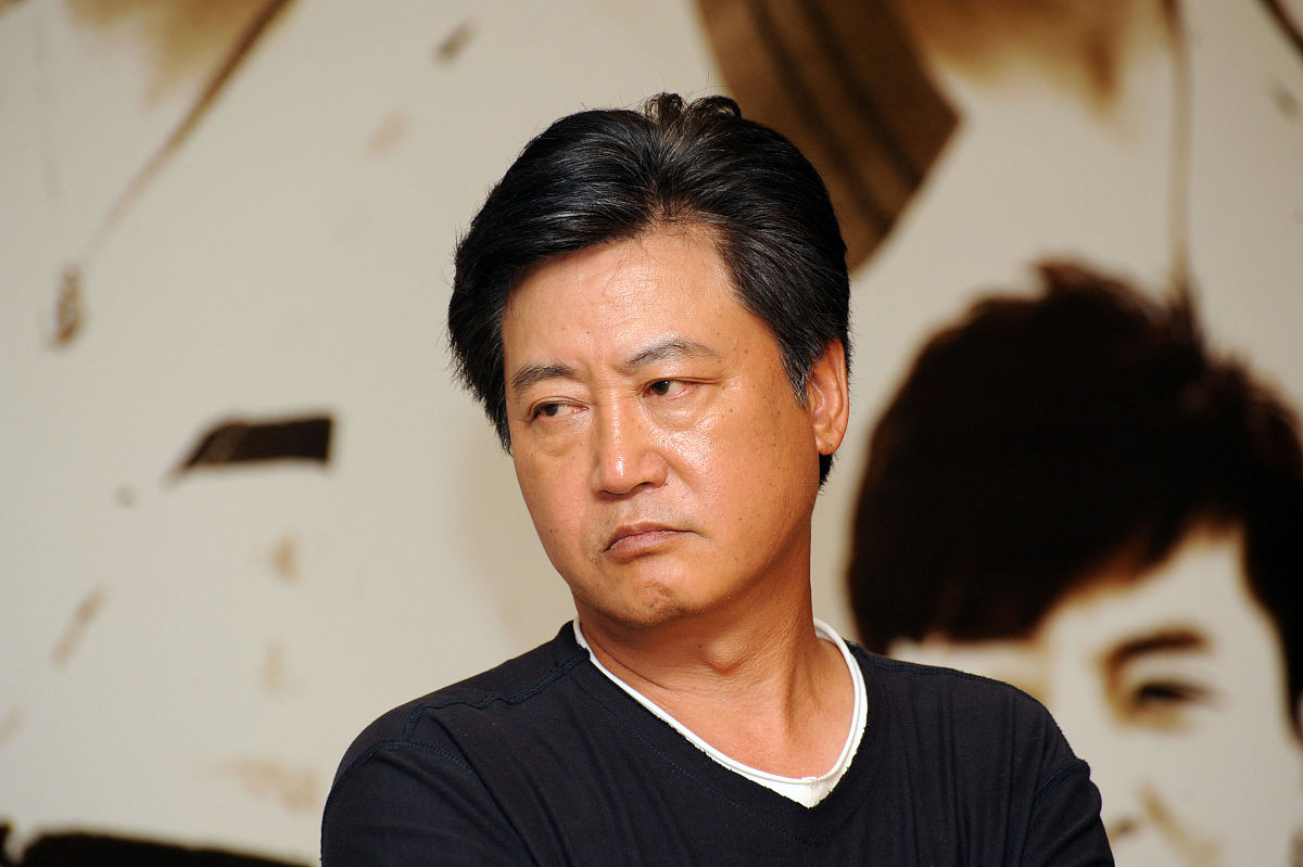 2010年8月9日,北京,电视剧《家,n次方》举行发布会.赵宝刚+++_+++家n