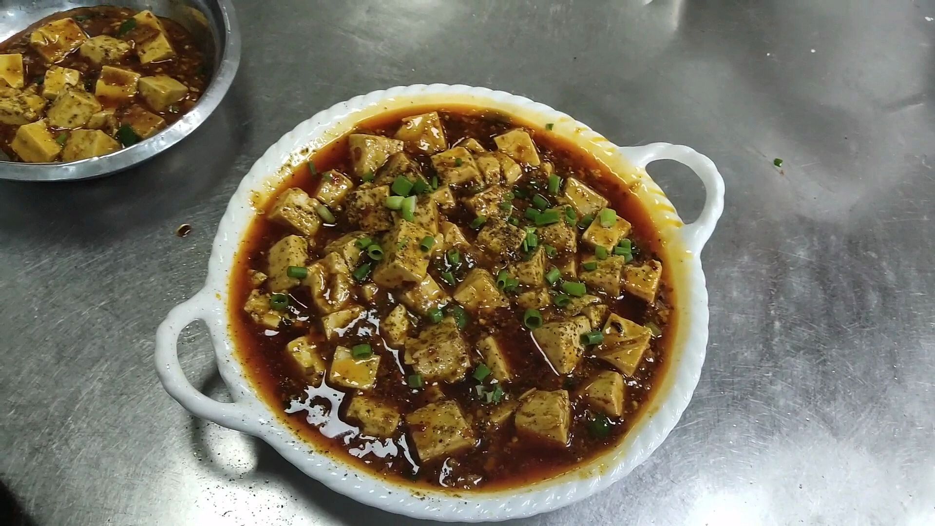 实拍四川师傅做正宗麻婆豆腐全过程