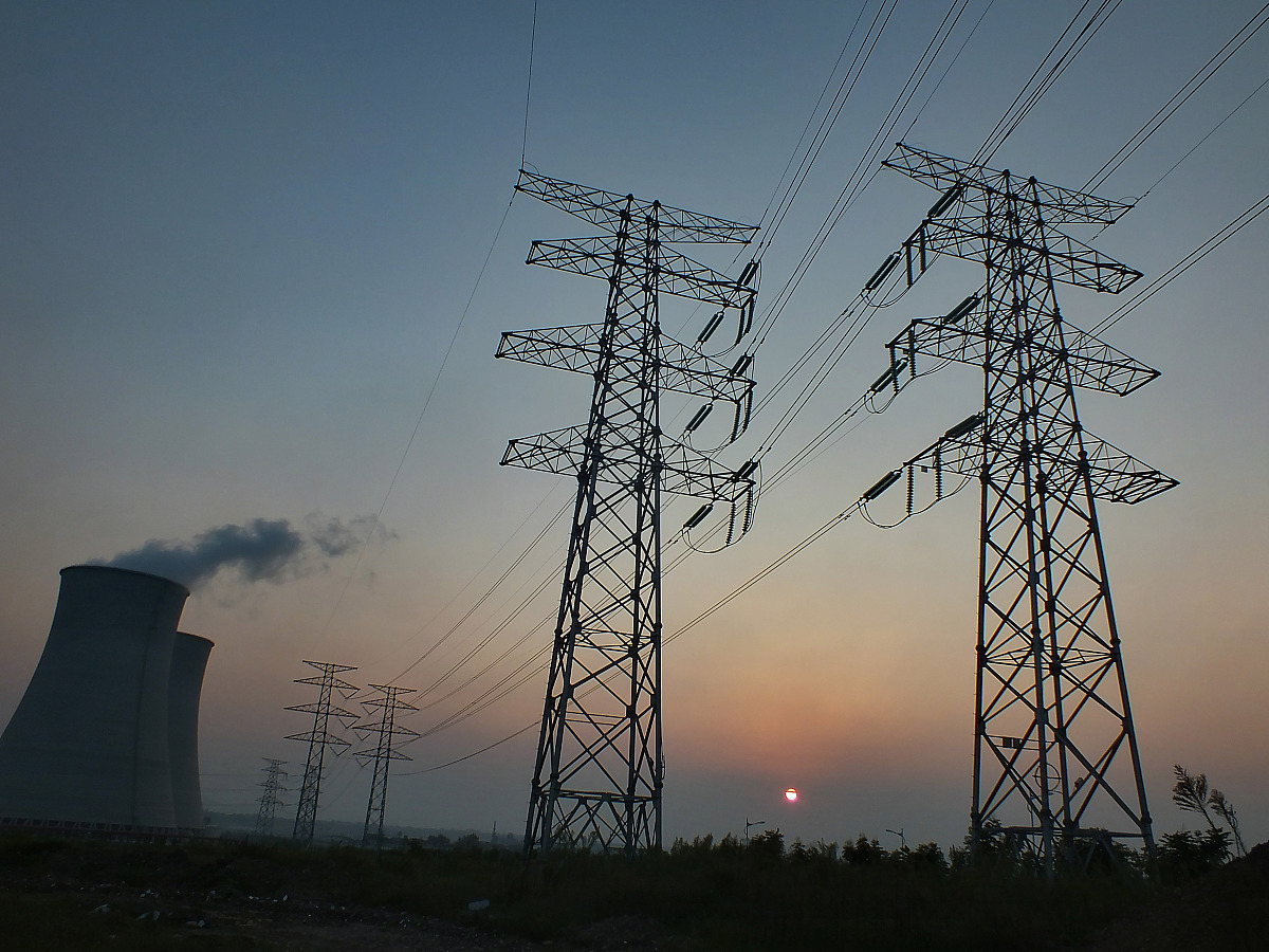 关于电力行业工程视频的政策背景