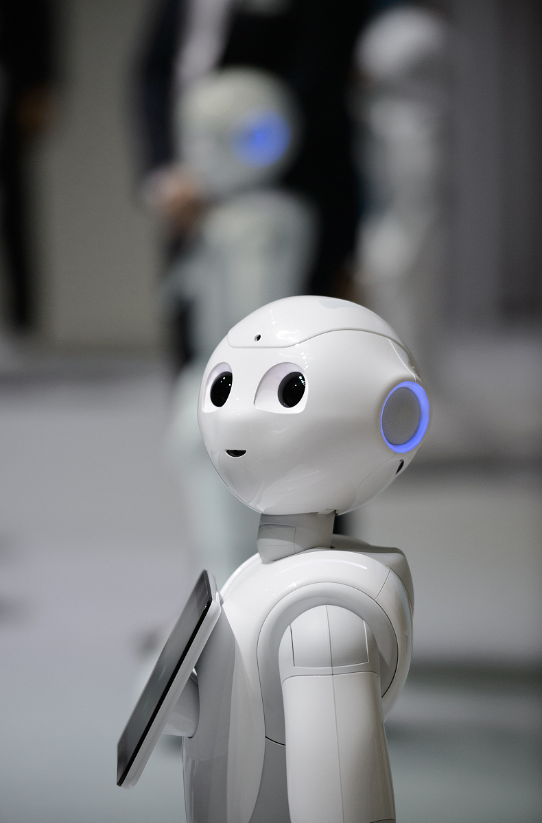 安徽明星科技中专学校2023年新增专业：机器人技术、智能制造等 - 培养高端技术人才