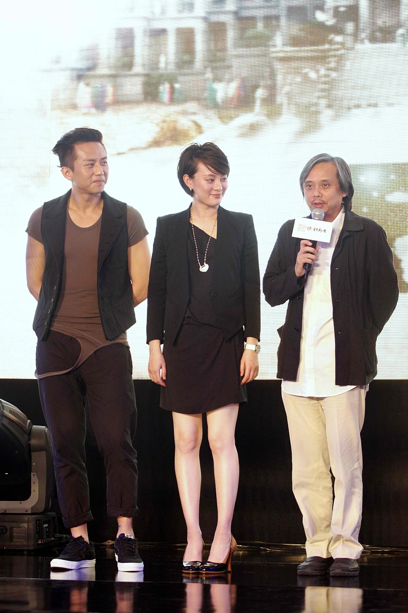 2011年6月12日,上海,第14届上海电影节.2011"e触即发"作品推介会.***_