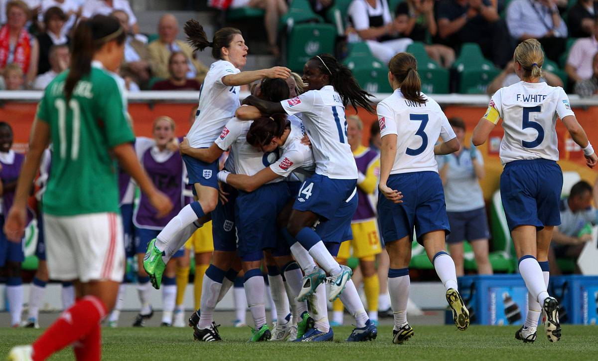 2011年6月27日,德国沃尔夫斯堡,2011女足世界杯b组,墨西哥vs英格兰.**