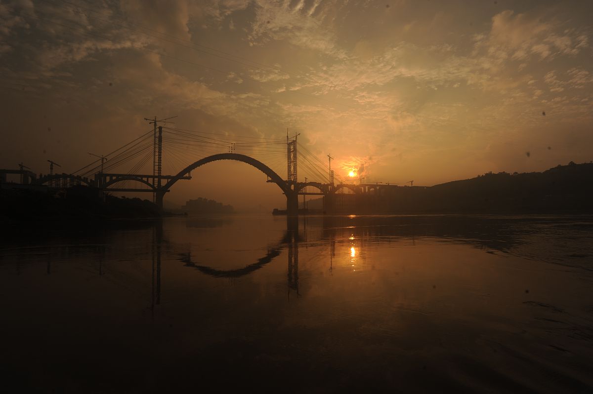 贵阳铁路专业学校招生条件：初中生入学要求