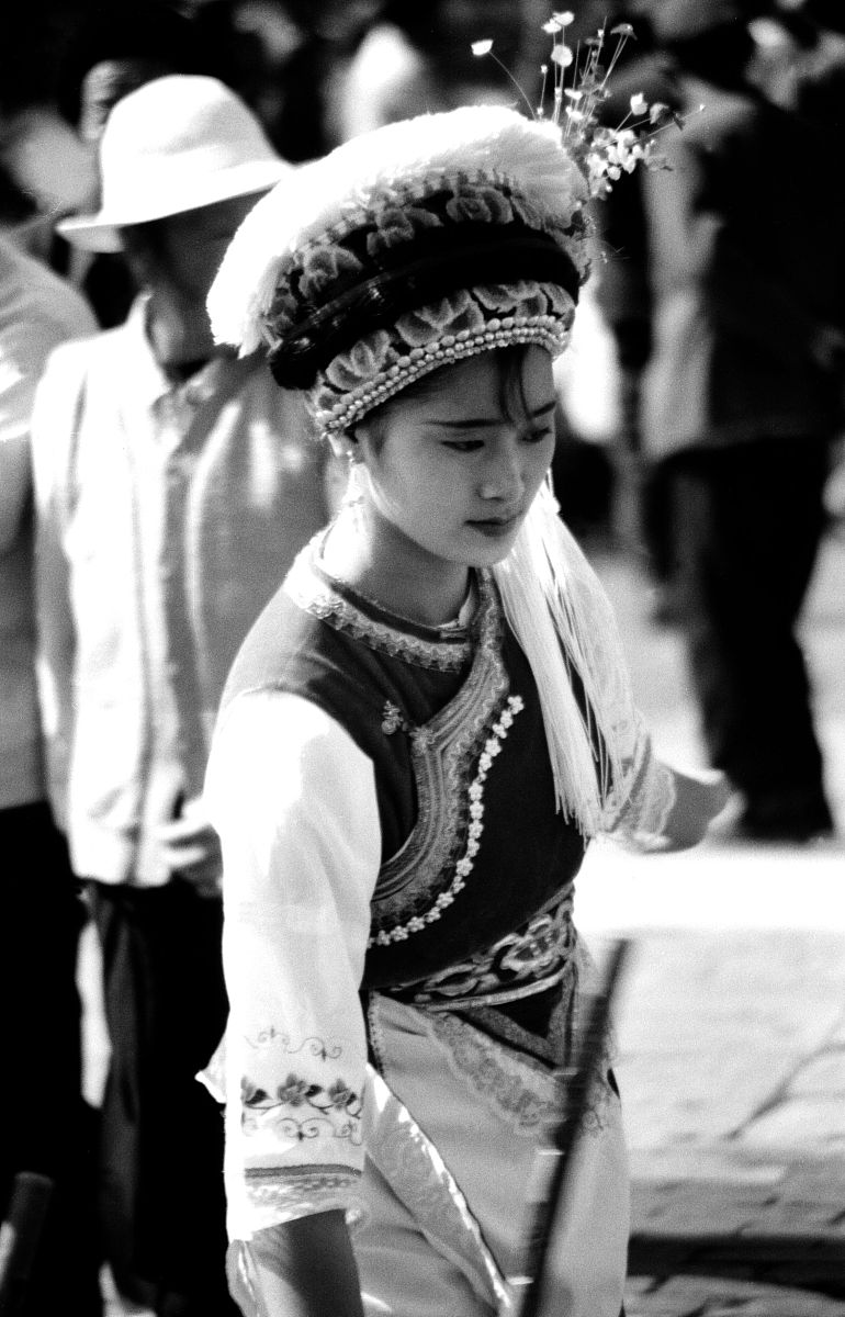2005年4月10日:<strong>白族</strong>少女+++_+++少数民族,白族