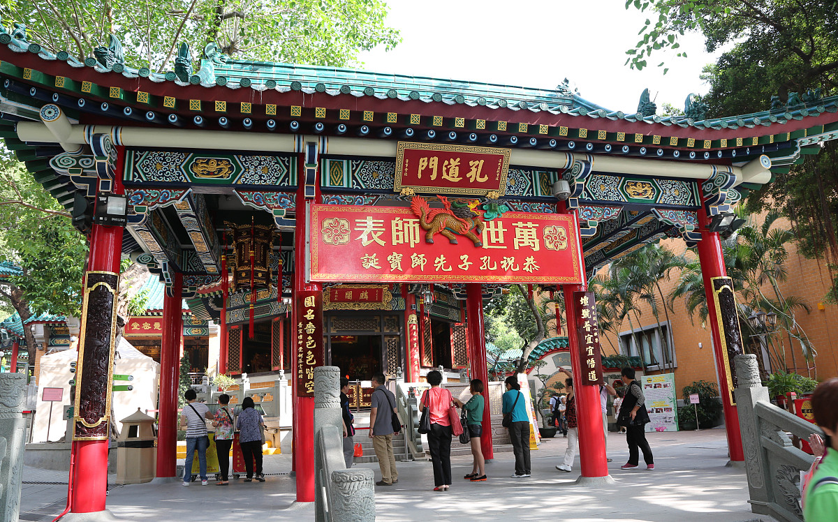 五里桥对联：描绘古桥盛景与元宵节庆典