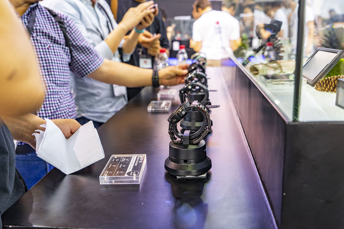 佳明手表如何连接跑鞋设备？详细步骤指南