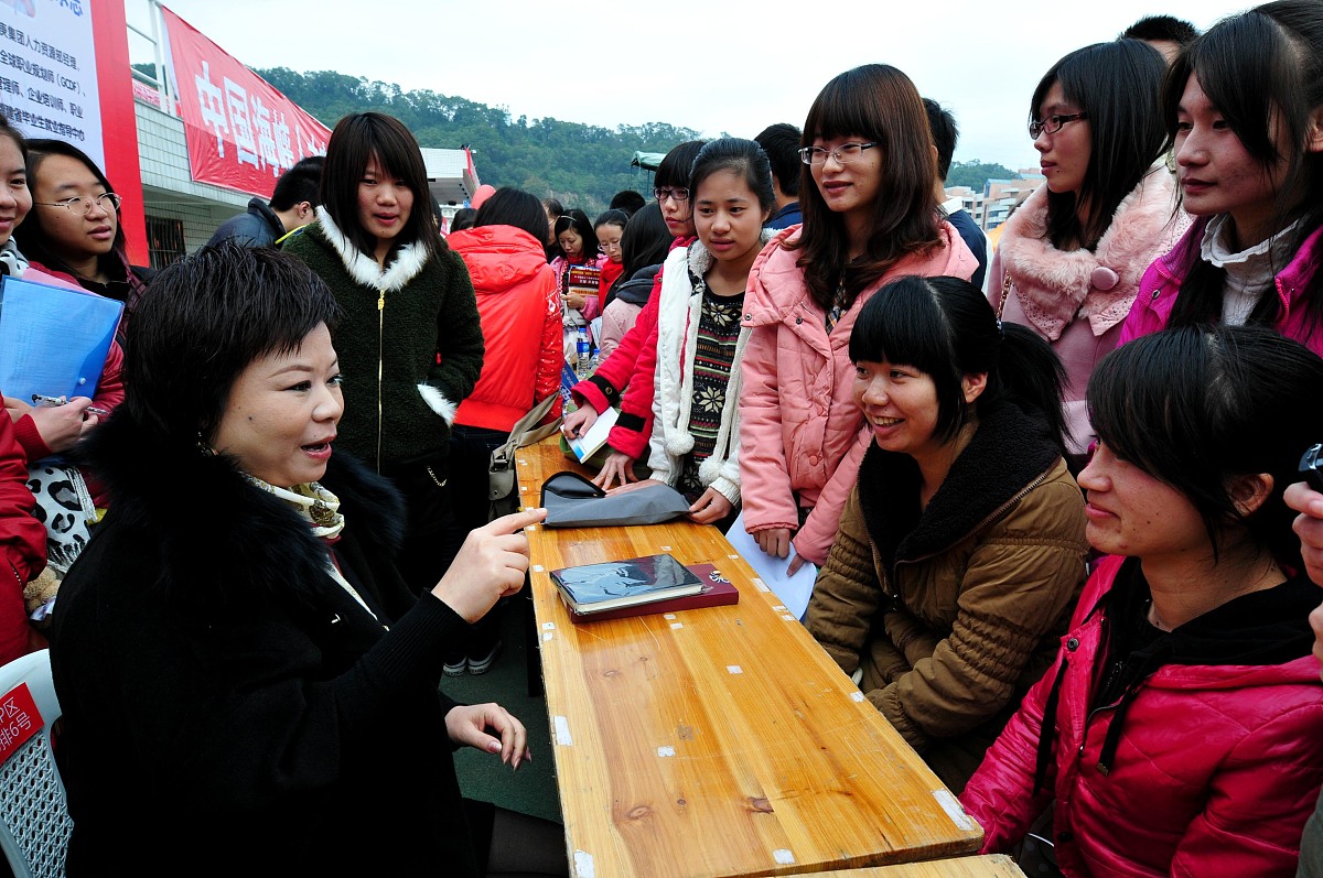 大学生文明礼仪指南：从细节做起，提升个人素养