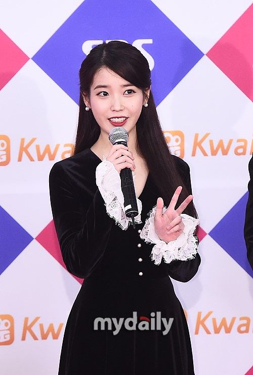 IU 李知恩：韩国实力歌手、演员，魅力无限！