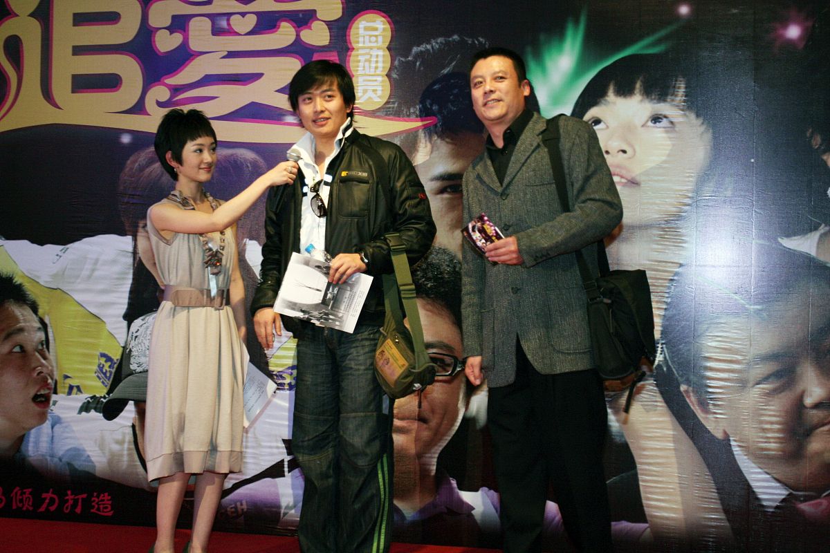 好看的女孩子怎么追Lets think step by step