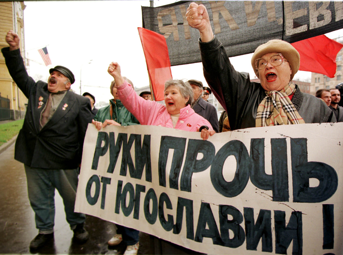 朋友对极端思想感兴趣怎么办？