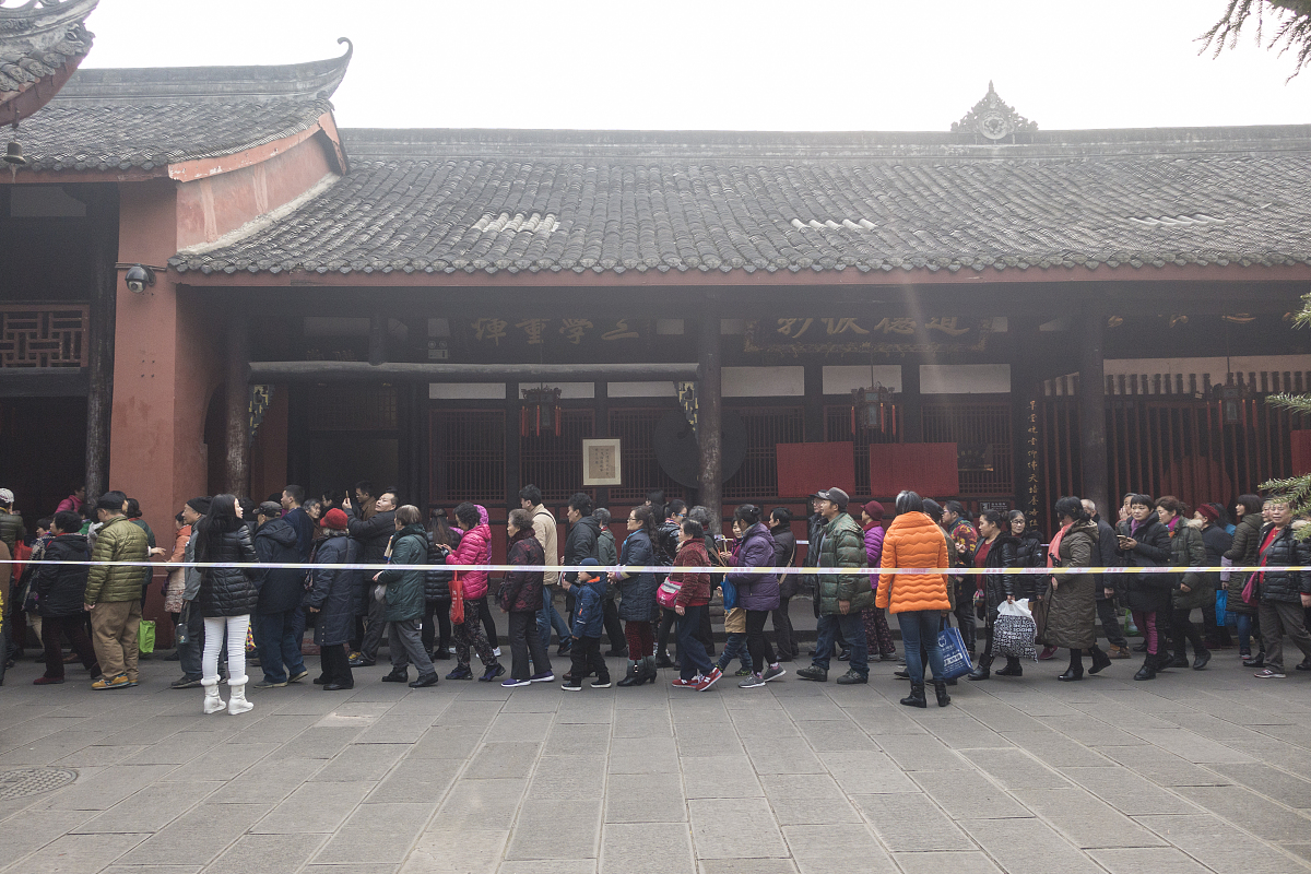 2019年成都航空旅游职业学校招生专业及计划 | 你的航空服务梦想起航地