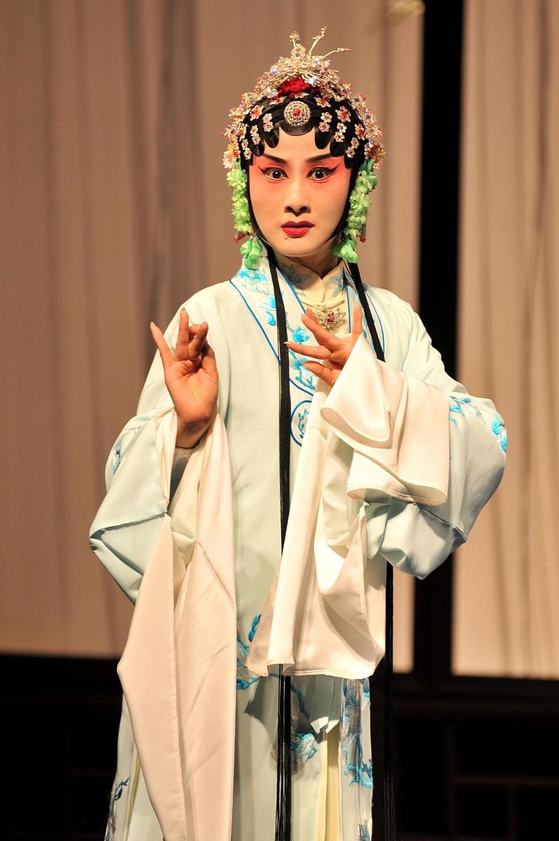 2009年6月26日,南京,昆剧《钗钏记 落园》由江苏省昆剧院演出.***_***