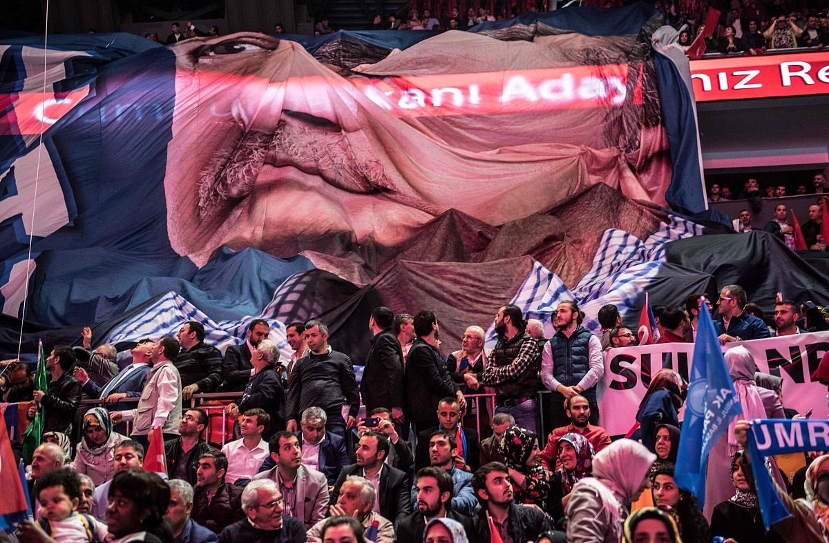 关于竞争大学学生会文秘组的竞选稿