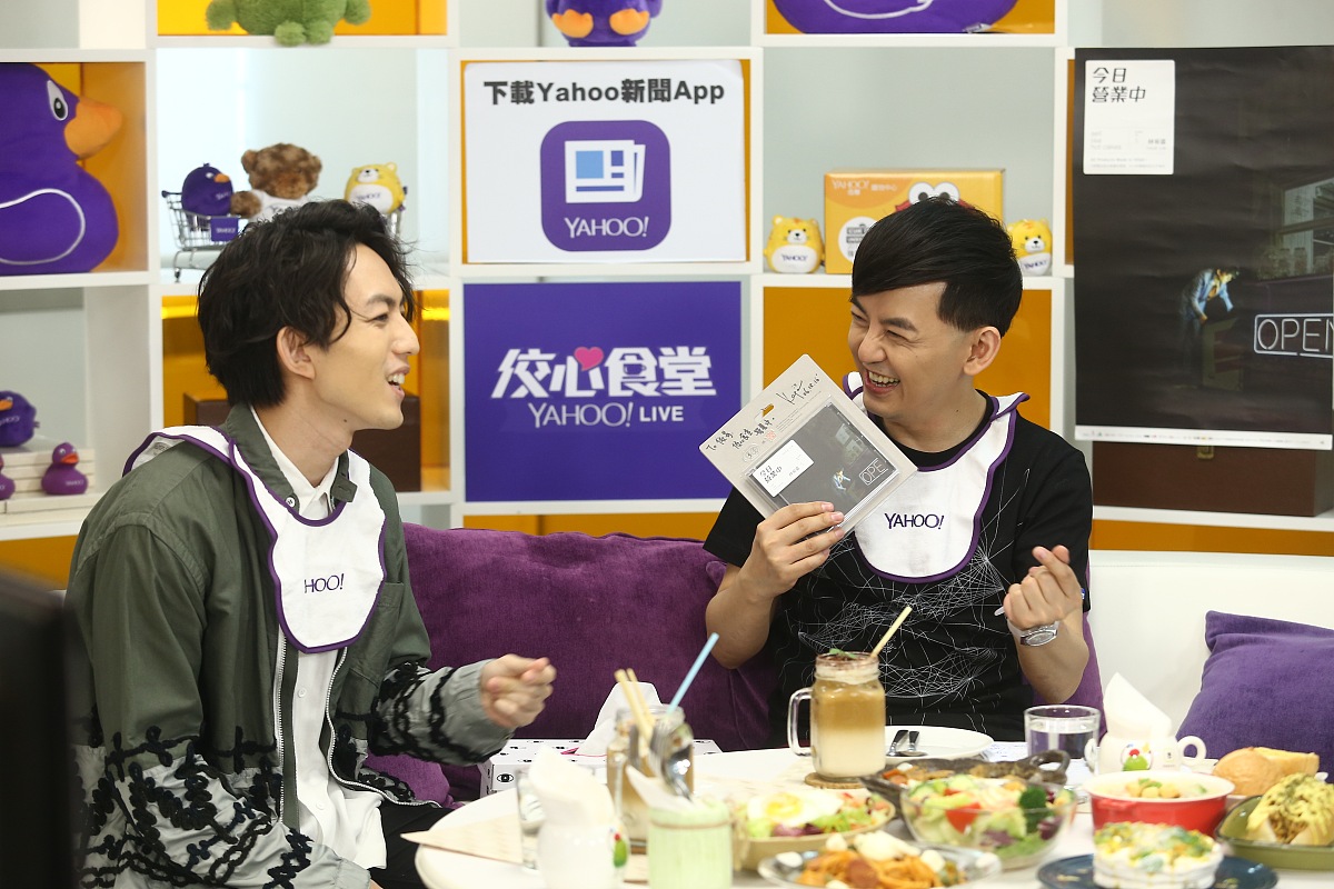 2016年6月20日,台北,林宥嘉参加《佼心食堂》直播节目宣传新专辑.***_