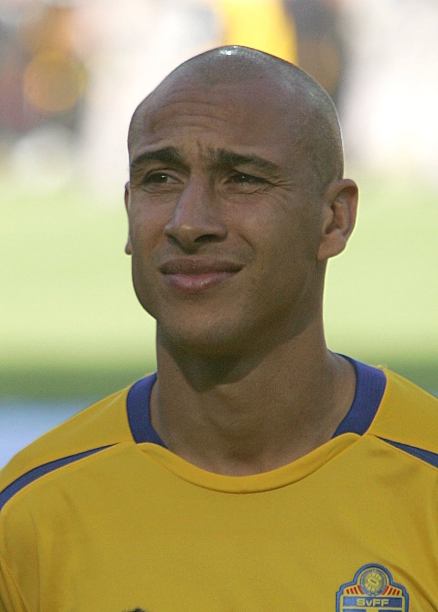 sweeden's henrik larsson+++_+++世界杯b组,瑞典,特立尼达和多巴哥