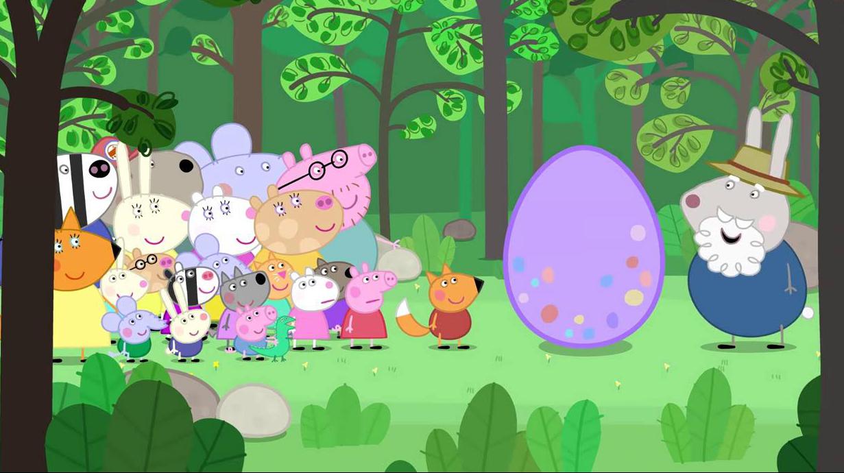 这颗巨大的恐龙蛋里竟然藏着一个美味的蛋糕,小伙伴们都沸腾了