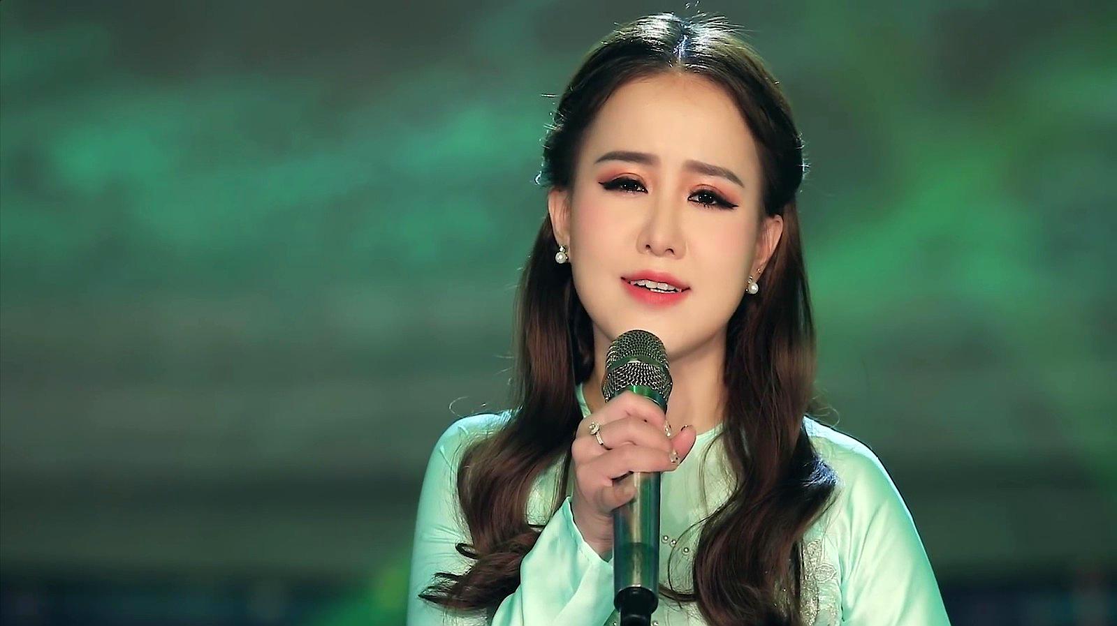 [图]好听的越南民族音乐歌曲《RỪNG LÁ THẤP Ý LINH》