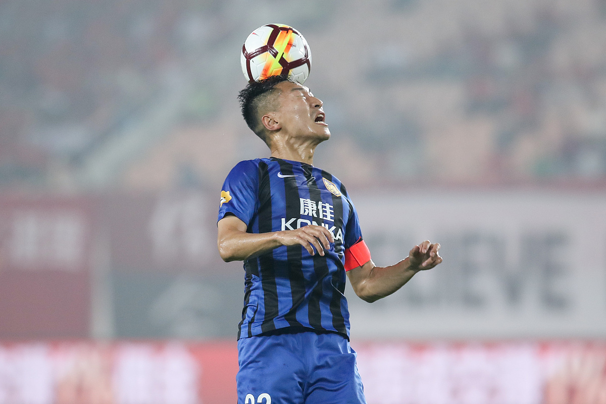 2018中超第8轮:广州恒大淘宝1-0江苏苏宁 于汉超献绝杀
