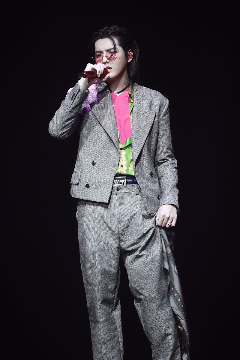 2019年5月25日,重庆,吴亦凡天地东西alive tour演唱会.吴亦凡