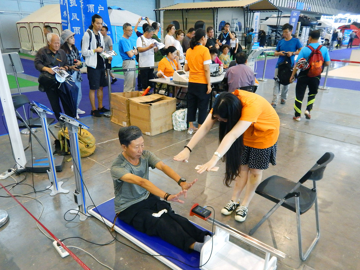 高温作业人员体温39℃以上晕倒,皮肤干热无汗,判断为重症中暑 - 单选题