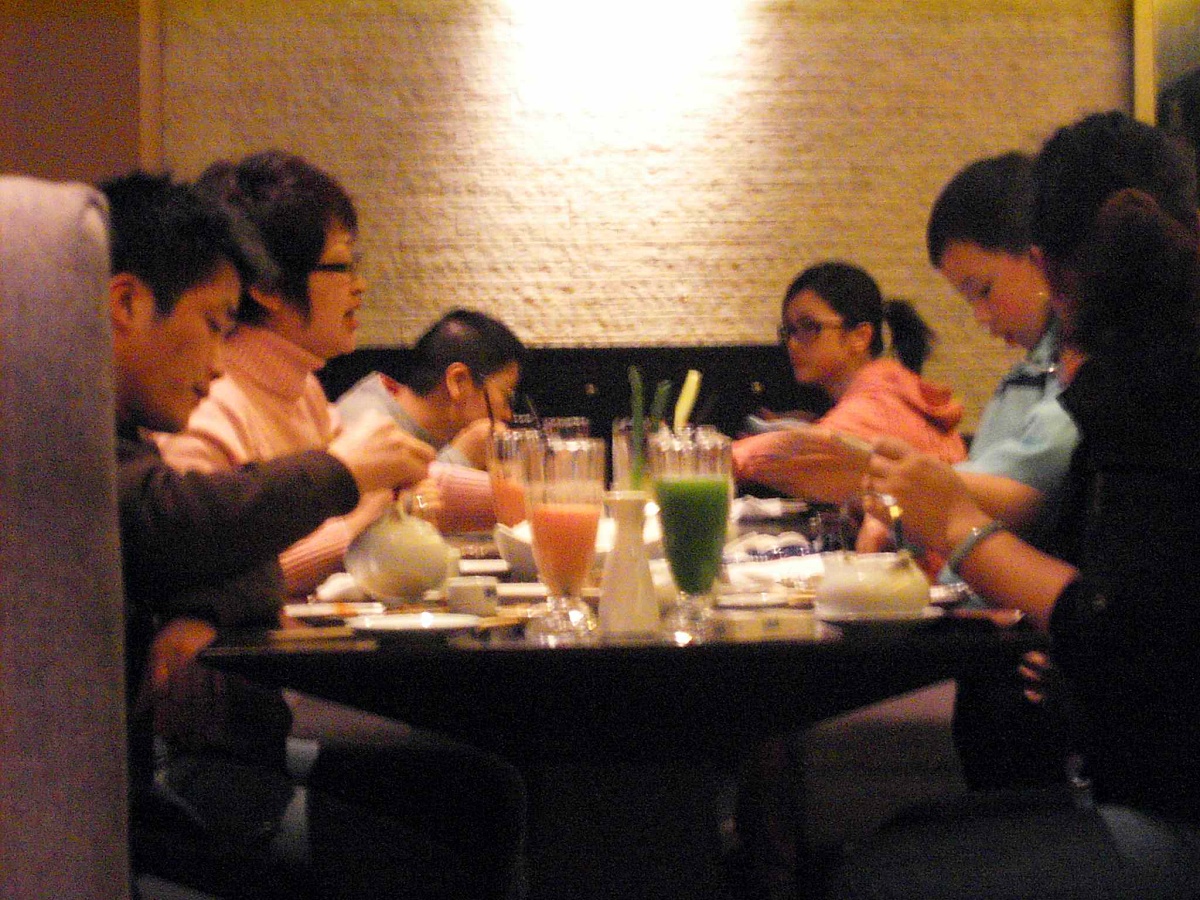 下午没课女朋友说这句话是男生要怎么回