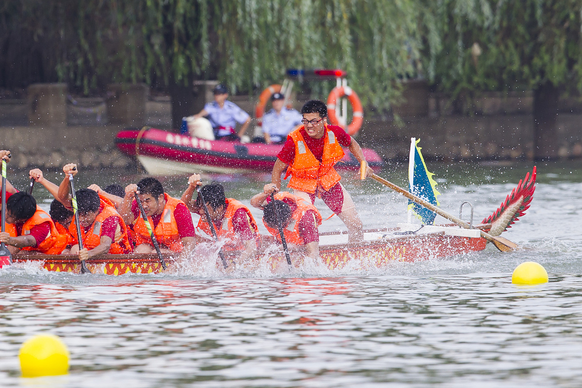 四川2023年男生上什么中专好 - 热门专业与学校推荐