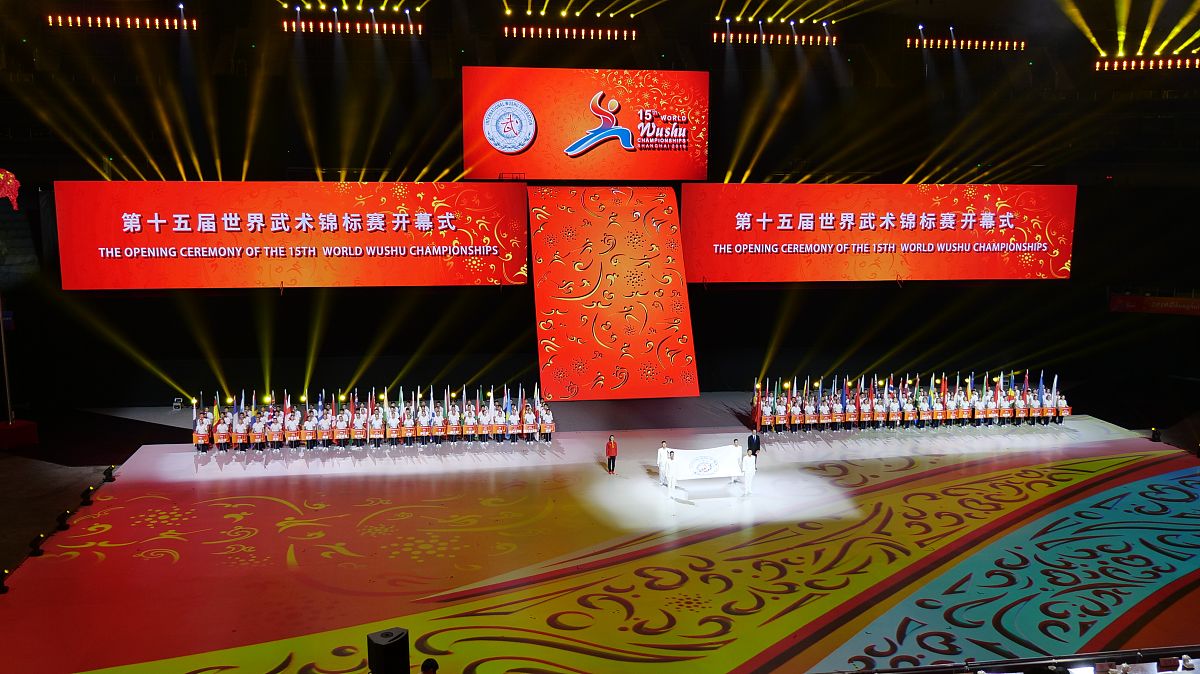 2023杭州亚运会开幕对联：锦绣杭城迎盛会，璀璨光芒耀九州