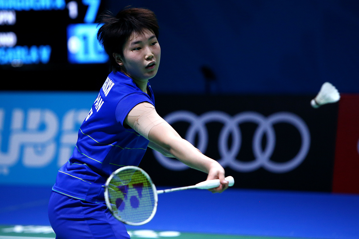 写一篇关于羽毛球的毕业论文