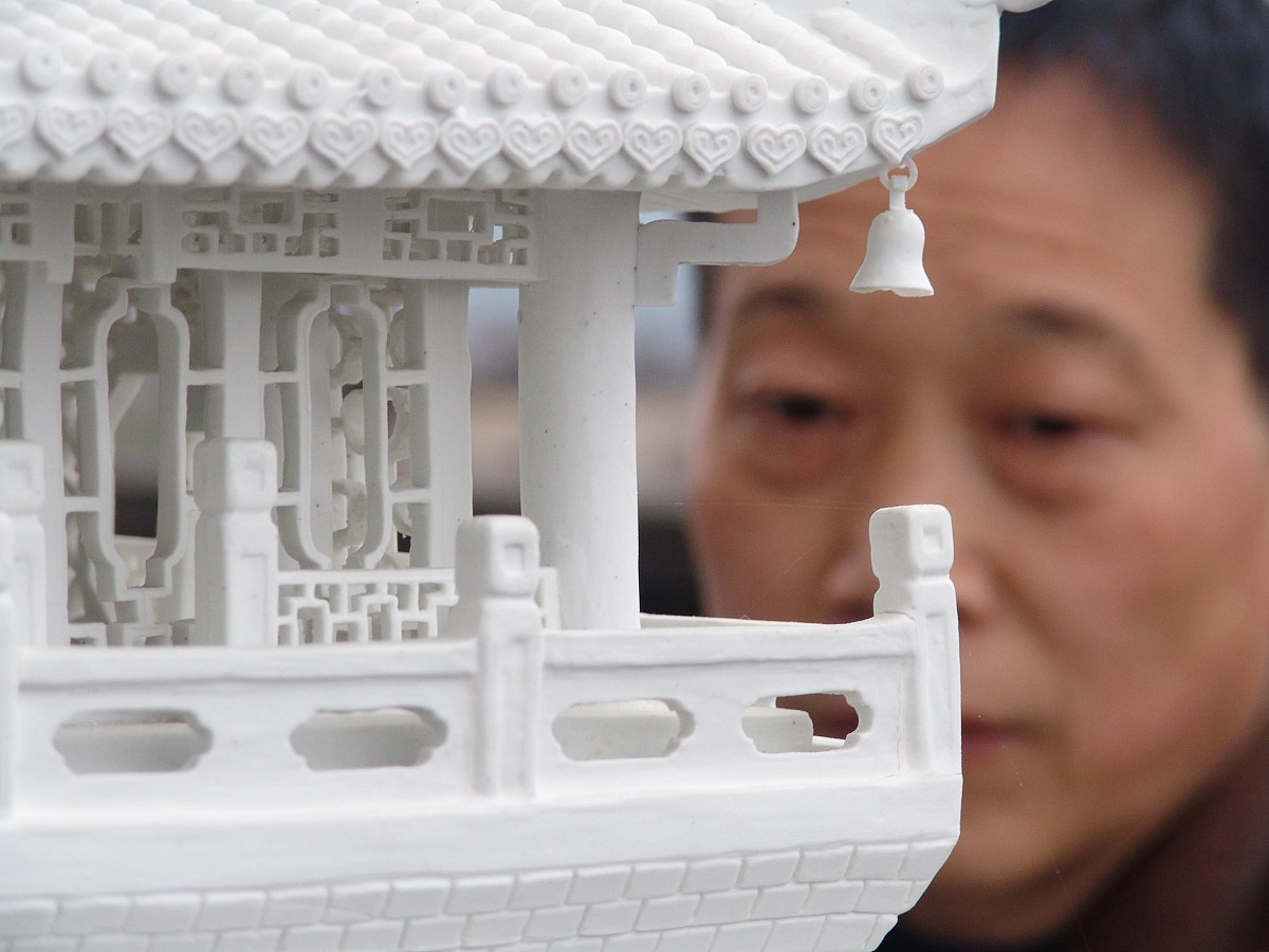 创新的艺术：从《红楼梦》“大观园试才题对额”谈起