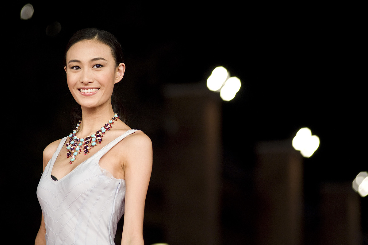 , 秦舒培november 14, 2012, rome, italy: chinese actress qin shup