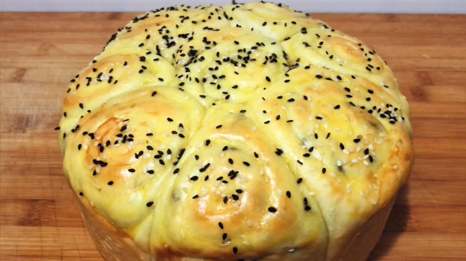 玉米味面包你吃过吗?做法新颖,松软香甜,老人孩子都喜欢