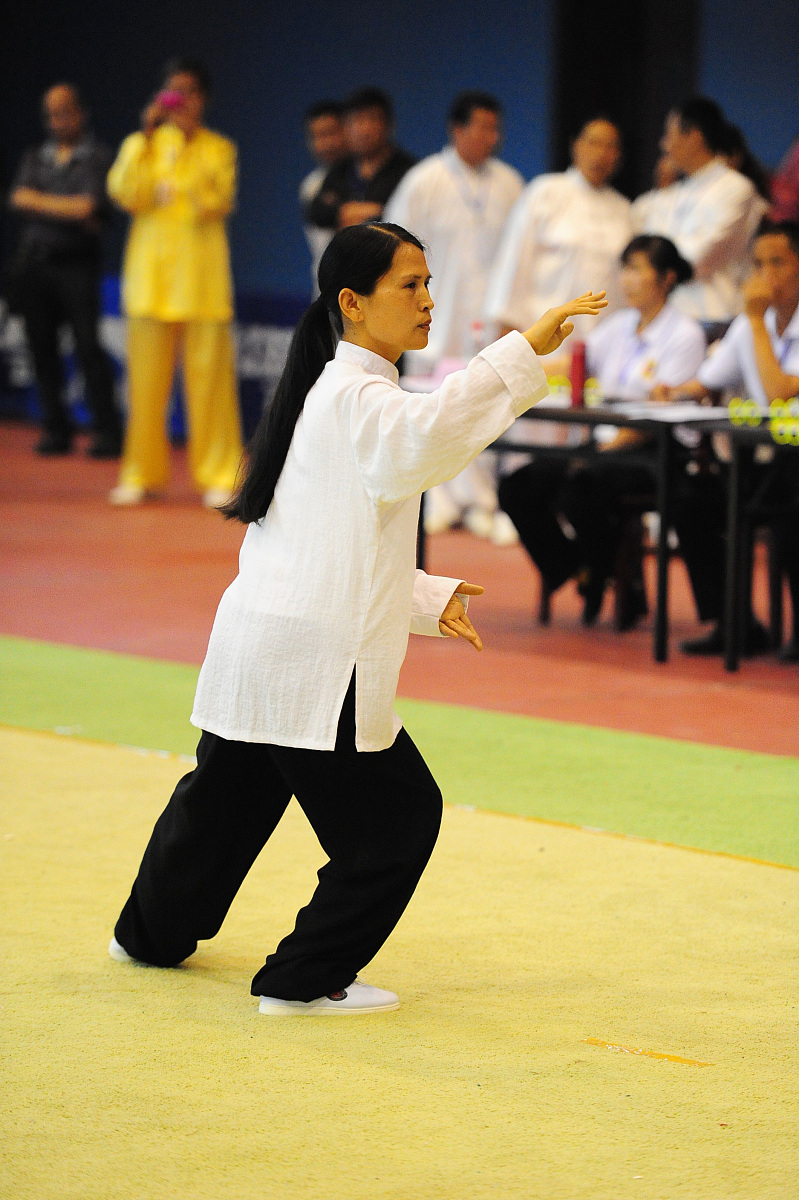 孙培原亚运三连冠！20条微博体评论燃爆你的朋友圈！