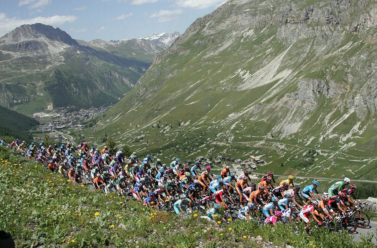 ㏄hotopqr/le dauphine libere/sylvain muscio ;   le 16/10 face a 