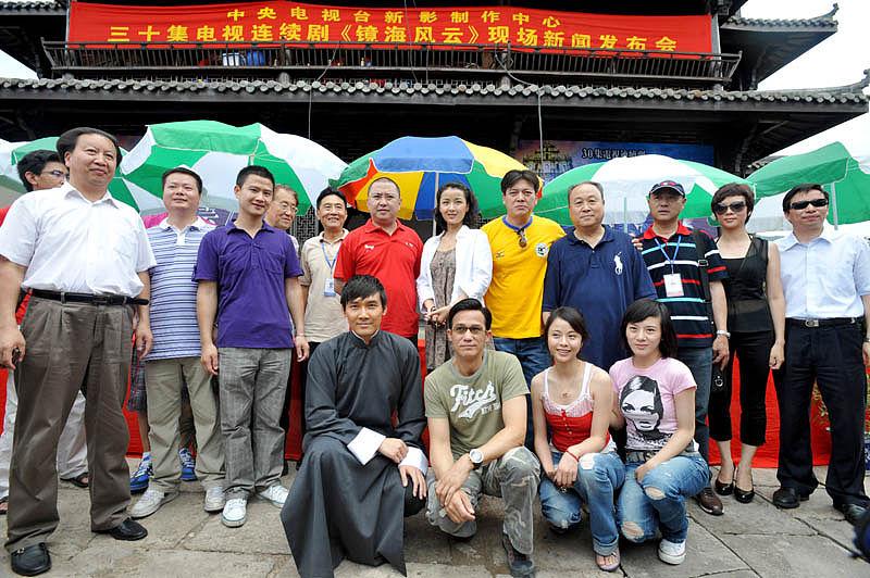 你充当一个写作文员我给你一段话你对这段话进行伪原创、润色改写降低与原文的相似度保持主要意思不变再进行一句话的简单扩写扩写加在原来的内容后面也就是放在同一个pp里面不要放在一个单独的pp里面并且保持html标签不变给你的内容如下： p平武中学平武县唯一一所完善的高级中学是革命老人张秀熟参与创办并亲自任过教的有着七十多年历史的山区中学。解放前分别名之为平武县简易师范和国立初中。