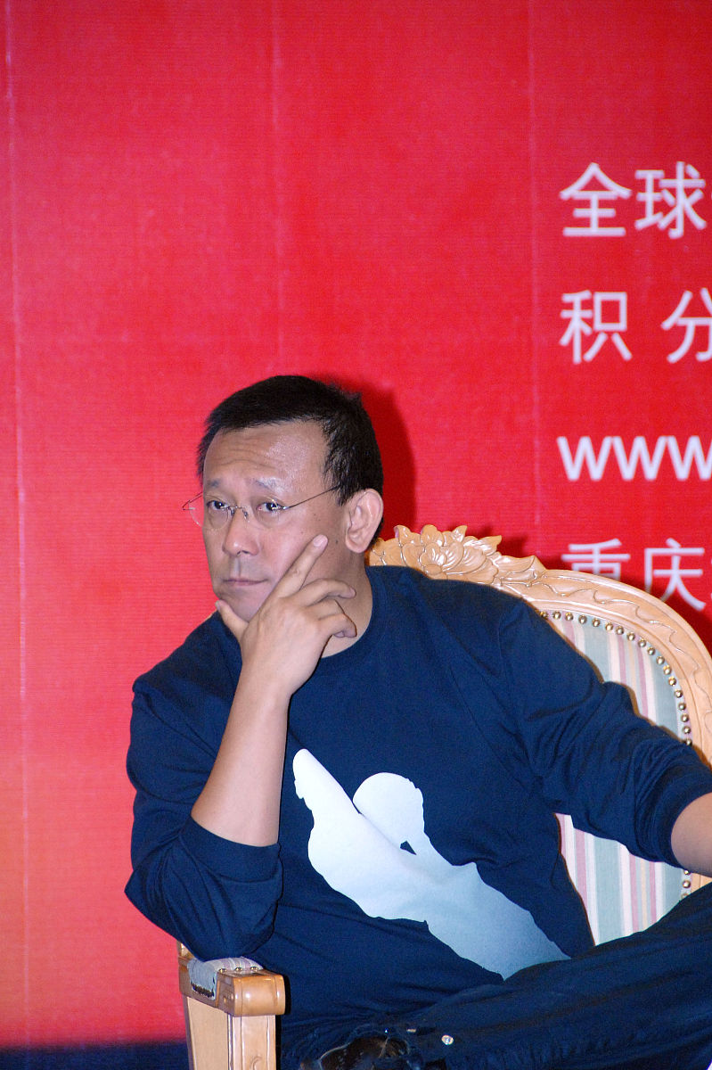 2007年 10月 15日 , 北京 , 《 太阳 照常 升起 》 希望工程 活动 启