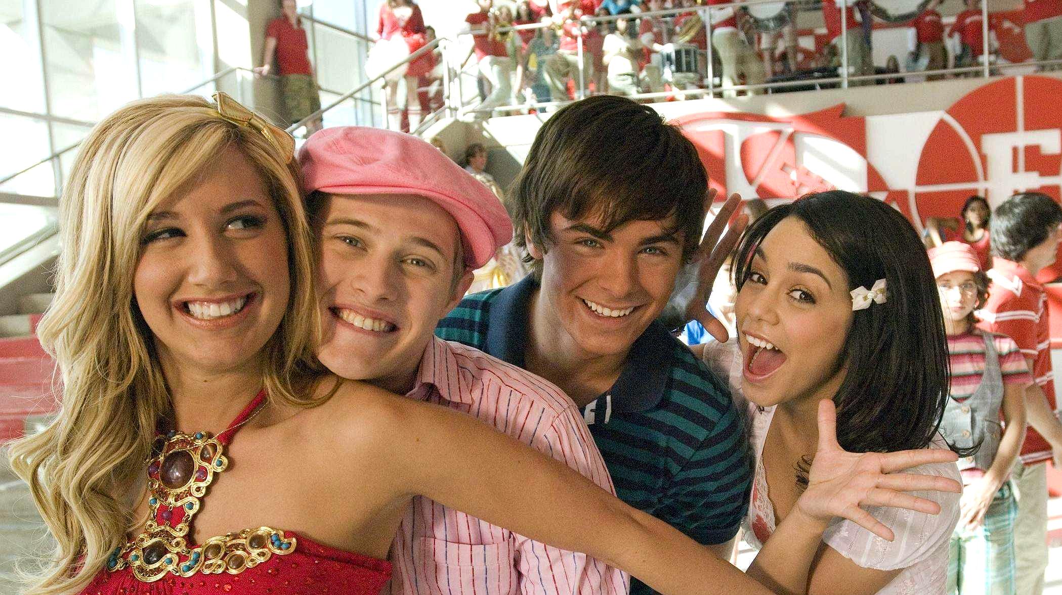 [图]经典青春歌舞片《High School Musical 2》曲目盘点 每一首都好听